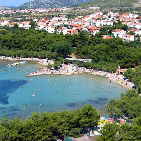 6271d * Vodice