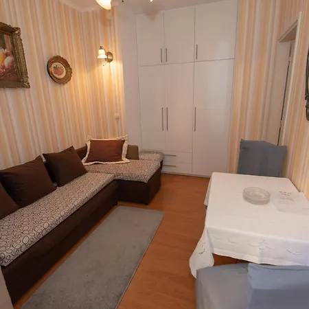 Apartment 6271d *