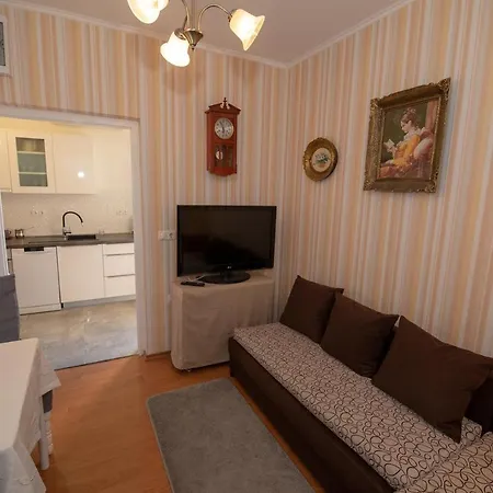 6271d * Vodice