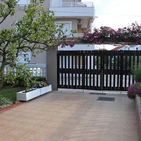 6271d Vodice